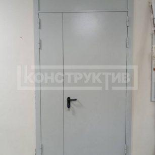 Двупольная противопожарная дверь с фрамугой EIS15,30,45,60